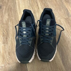 Men's Navy On clouds